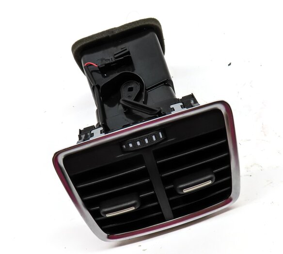 Thumbnail 3: 2015 AUDI Q3 (8U) REAR CENTER CONSOLE HVAC A/C HEATER AIR VENT (BLACK & SILVER)