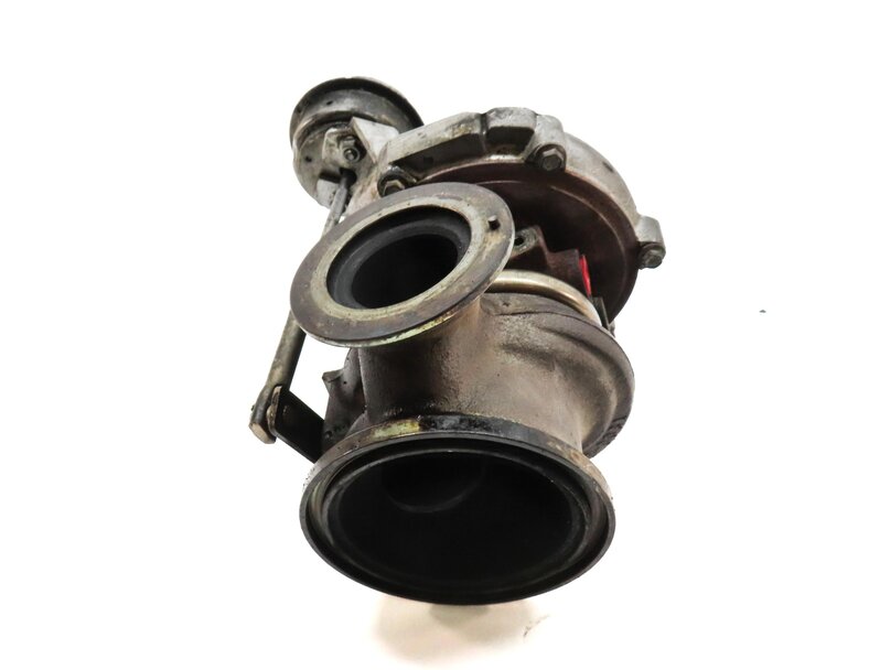 Thumbnail 6: 08-14 BMW 550i 750i X5 X6 (E70 E71 F01 F10) 4.4L N63 ENGINE - RIGHT TURBOCHARGER