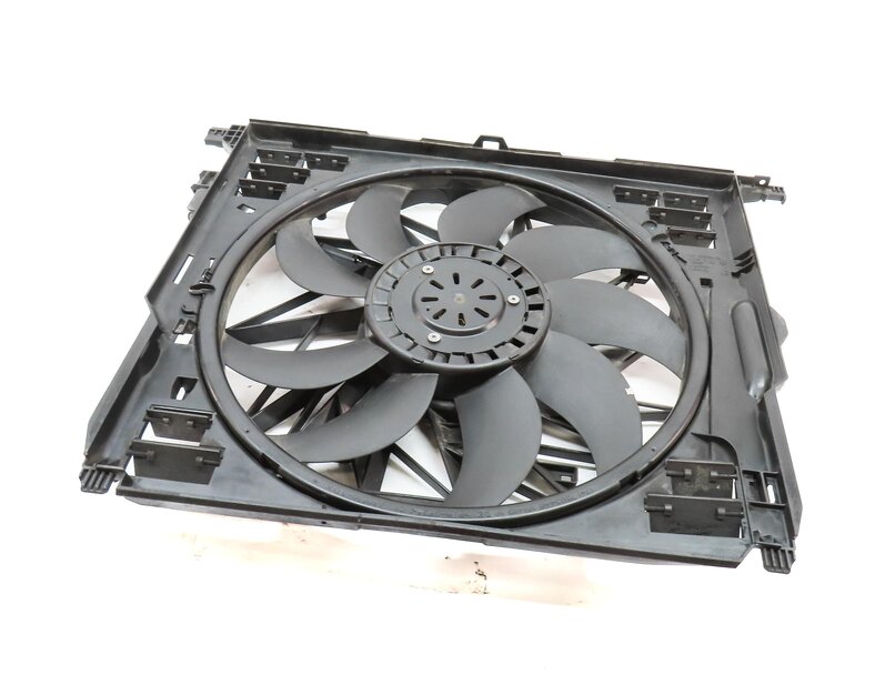 10-18 BMW 550i 550iGT 650i 750i (F01 F06 F10) 850w RADIATOR COOLING FAN & SHROUD