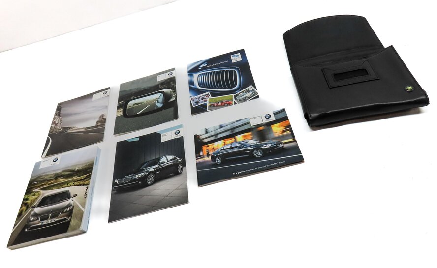 Thumbnail 3: 2011 BMW 750i (F01) OWNERS MANUAL BOOKLET SET 6 w/ CARRYING CASE (BLACK)