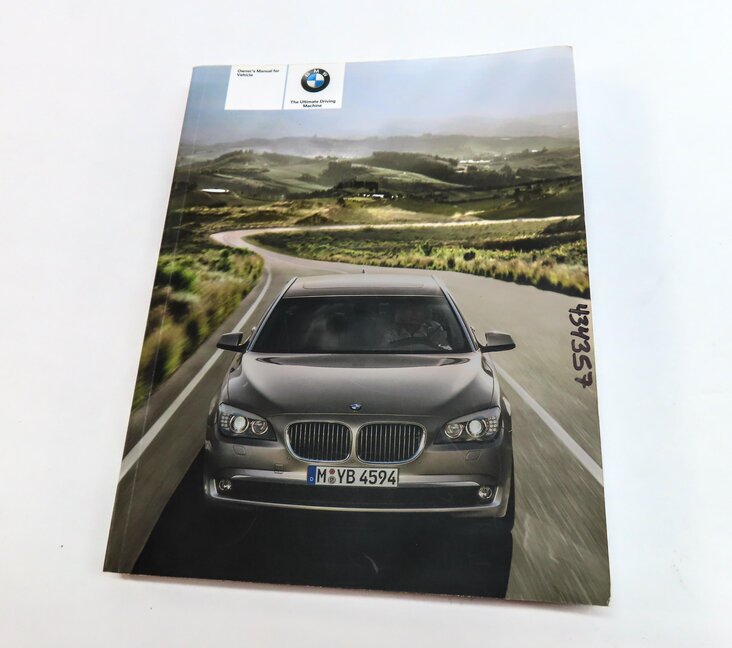 Thumbnail 9: 2011 BMW 750i (F01) OWNERS MANUAL BOOKLET SET 6 w/ CARRYING CASE (BLACK)