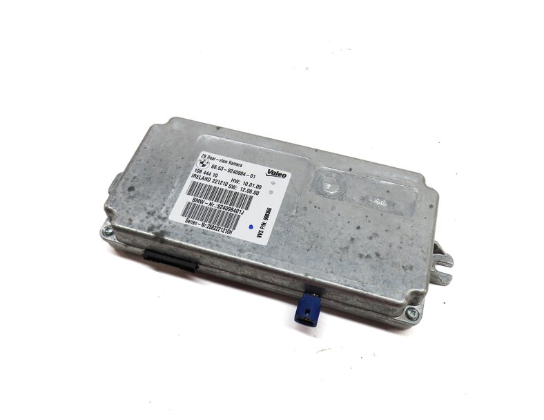 10-19 BMW 2 3 4 5 6 7 SERIES F01 F02 F10 F12 F22 F30 F32 REARVIEW CAMERA MODULE