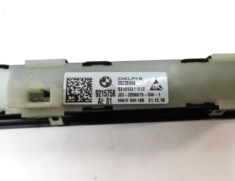 Thumbnail 6: 2011 BMW 750i (F01) FRONT LEFT DRIVER SEAT ADJUST SWITCH w/ MASSAGE (BLACK)