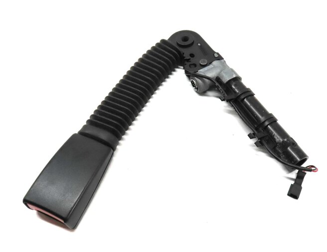 Thumbnail 2: 2010-2017 BMW 5 / 7 / GT (F01 F07 F10) RIGHT FRONT PASSENGER SEATBELT RECEIVER