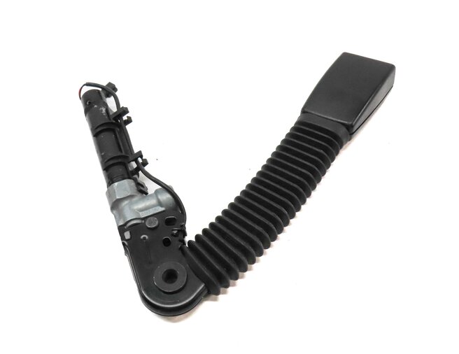 Thumbnail 4: 2010-2017 BMW 5 / 7 / GT (F01 F07 F10) RIGHT FRONT PASSENGER SEATBELT RECEIVER