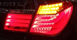 Thumbnail 2: 09-12 BMW 7 SERIES (F01) RIGHT PASSENGER REAR OUTER TAILLIGHT BRAKE LIGHT LAMP