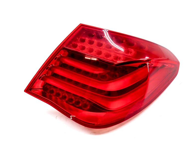Thumbnail 3: 09-12 BMW 7 SERIES (F01) RIGHT PASSENGER REAR OUTER TAILLIGHT BRAKE LIGHT LAMP