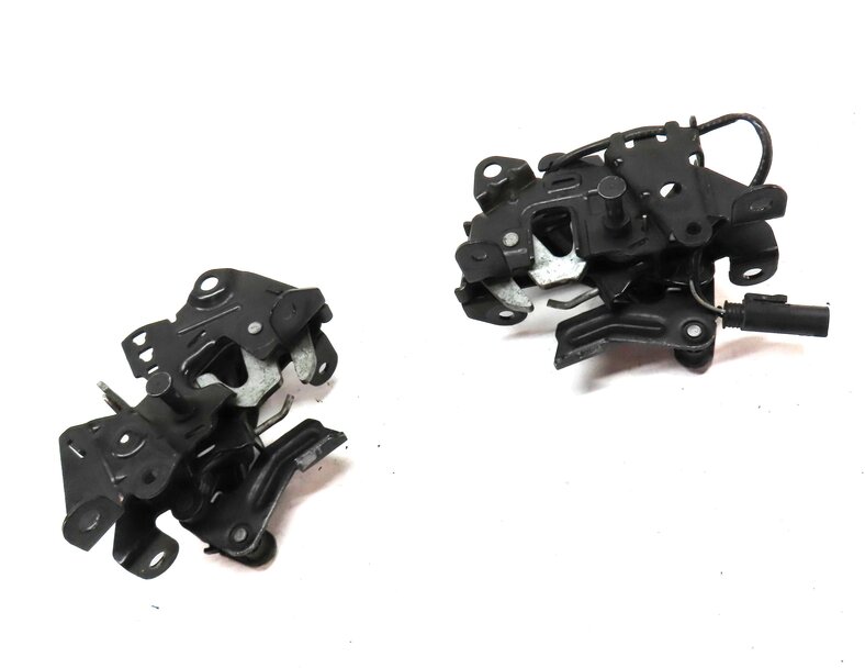 Thumbnail 3: 2011 BMW 750i (F01) LEFT & RIGHT HOOD LATCH LOCK SET 2 51237206453 51237183762