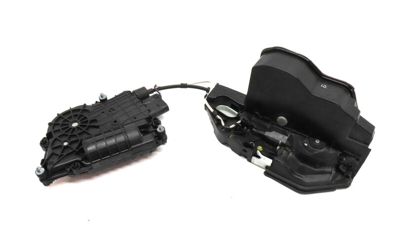 09-18 BMW 1/2/3/4/5/7/X1 X3 X4 (E87 E90 F01 F10) LEFT FRONT DOOR LOCK LATCH
