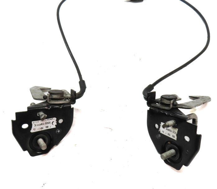 Thumbnail 5: 2011 BMW 750i (F01) HOOD LEFT & RIGHT SAFETY CATCH HOOK SET2 w/ RELEASE LEVER