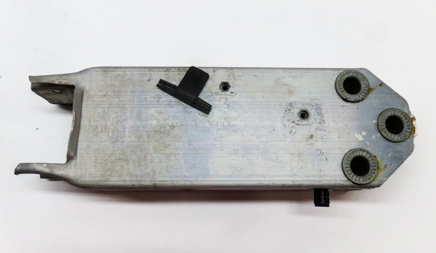 Thumbnail 6: BMW 7 SERIES (F01) FRONT LEFT & RIGHT BUMPER IMPACT REINFORCEMENT BRACKET SET/2