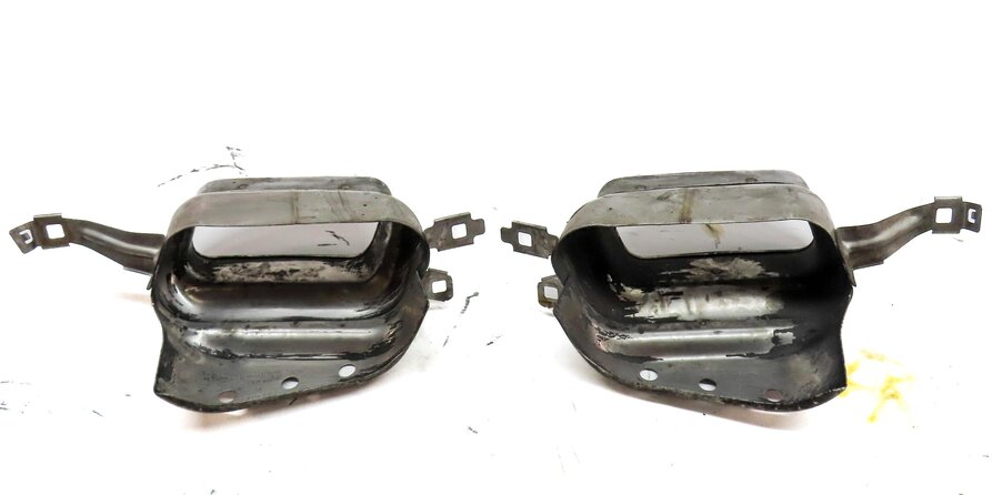 Thumbnail 5: 2011 BMW 750i (F01) 4.4L N63 ENGINE REAR LEFT & RIGHT EXHAUST MUFFLER TIP SET 2