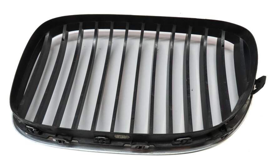 Thumbnail 6: 09-12 BMW 7 SERIES (F01) FRONT LEFT & RIGHT UPPER HOOD GRILLE SET/2 (CHROME)