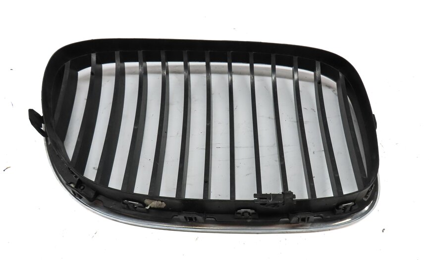Thumbnail 7: 09-12 BMW 7 SERIES (F01) FRONT LEFT & RIGHT UPPER HOOD GRILLE SET/2 (CHROME)