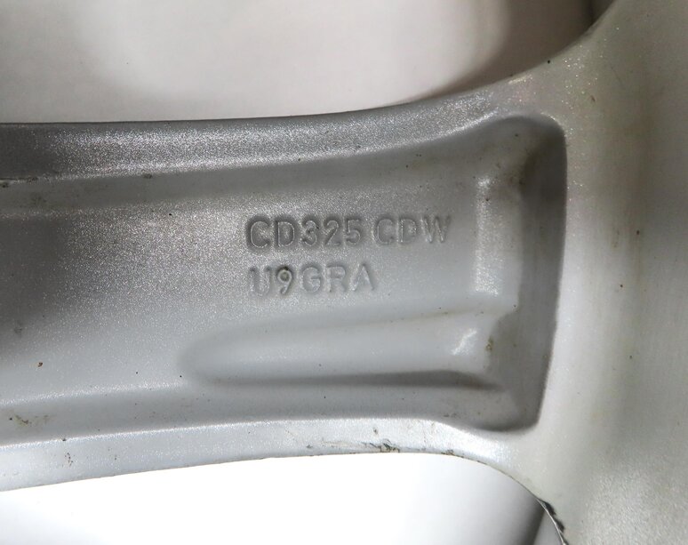 Thumbnail 13: 15-19 LAND ROVER DISCOVERY SPORT L550 18x8 INCH 9 SPOKE ALUMINUM ALLOY WHEEL RIM
