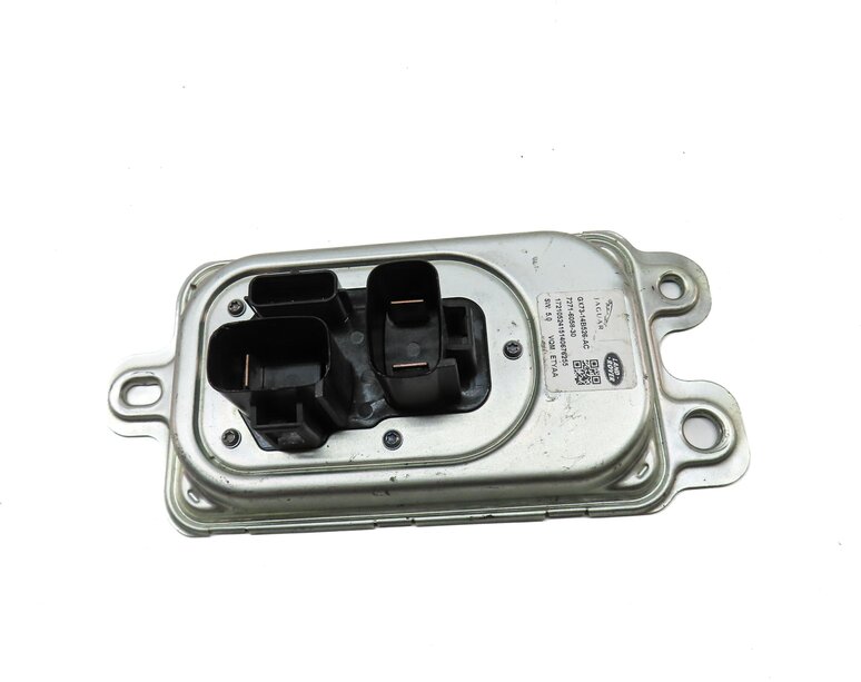 Thumbnail 2: 2017 LAND ROVER DISCOVERY SPORT (L550) VOLTAGE POWER INVERTER CONTROL MODULE