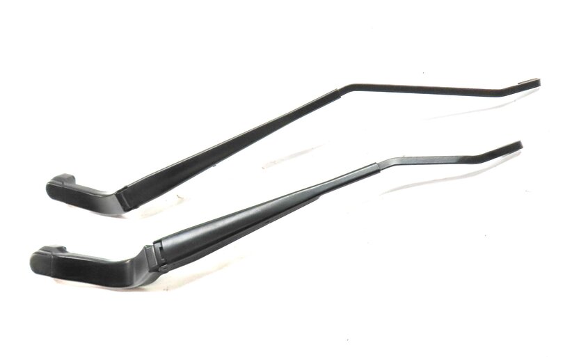 Thumbnail 3: 15-23 LAND ROVER DISCOVERY SPORT (L550) FRONT LEFT & RIGHT WINDSHIELD WIPER ARM