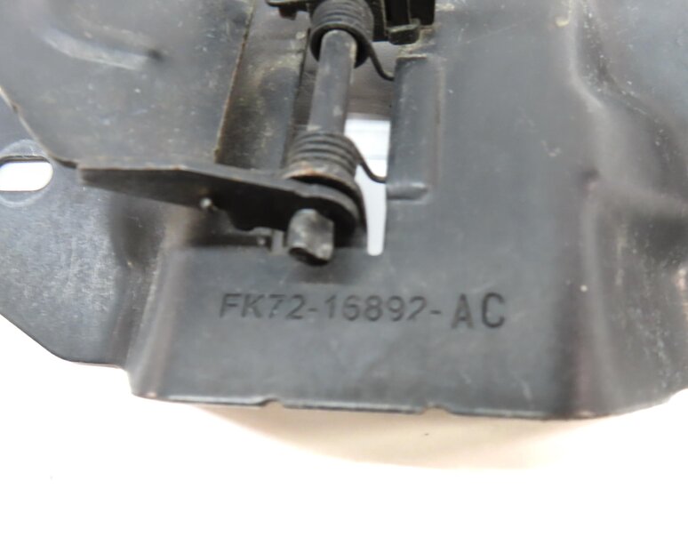 Thumbnail 6: 2017 LAND ROVER DISCOVERY SPORT (L550) HOOD SAFETY CATCH HOOK & RELEASE LEVER