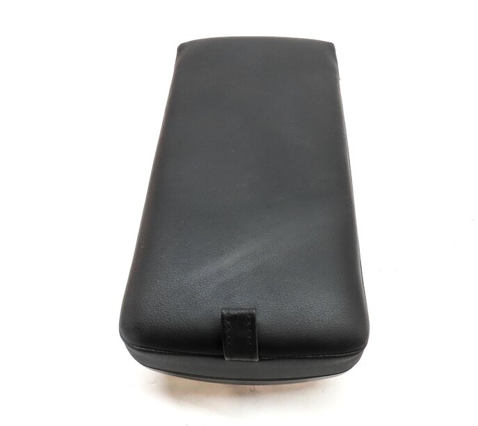 Thumbnail 6: 2017 LAND ROVER DISCOVERY SPORT L550 2ND ROW REAR SEAT ARMREST CUPHOLDER (BLACK)