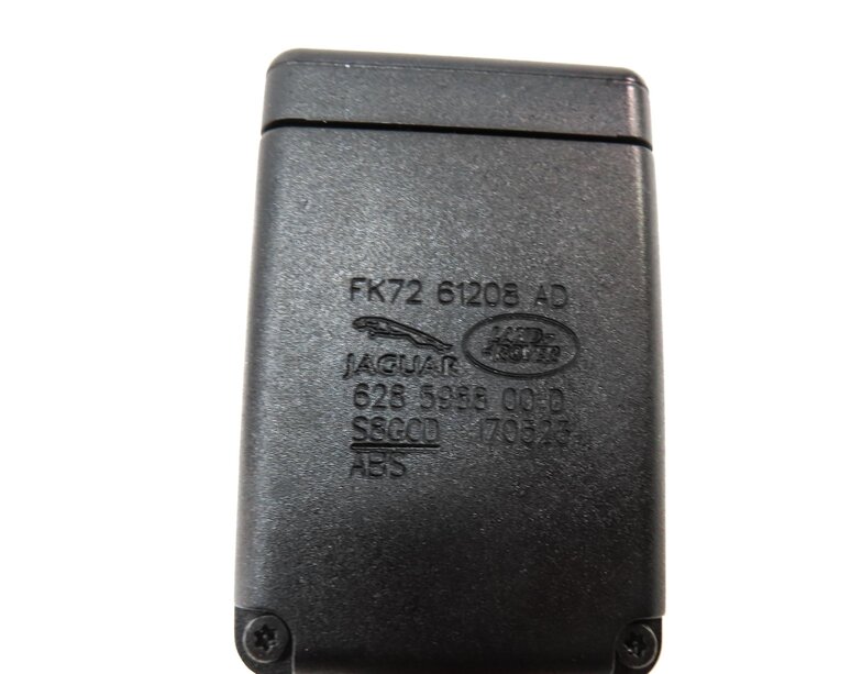 Thumbnail 7: 15-19 LAND ROVER DISCOVERY SPORT (L550) RIGHT FRONT PASSENGER SEATBELT RECEIVER