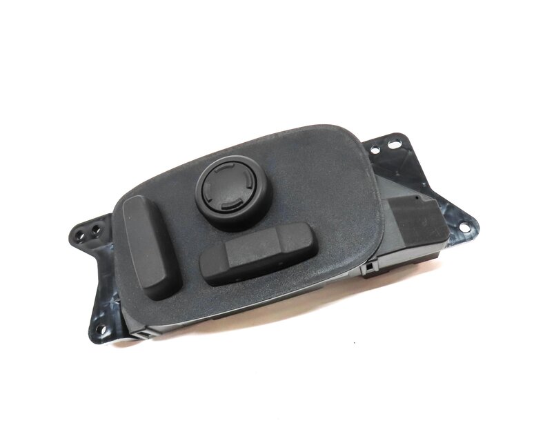 Thumbnail 3: 2017 LAND ROVER DISCOVERY SPORT (L550) FRONT RIGHT PASSENGER SEAT ADJUST SWITCH