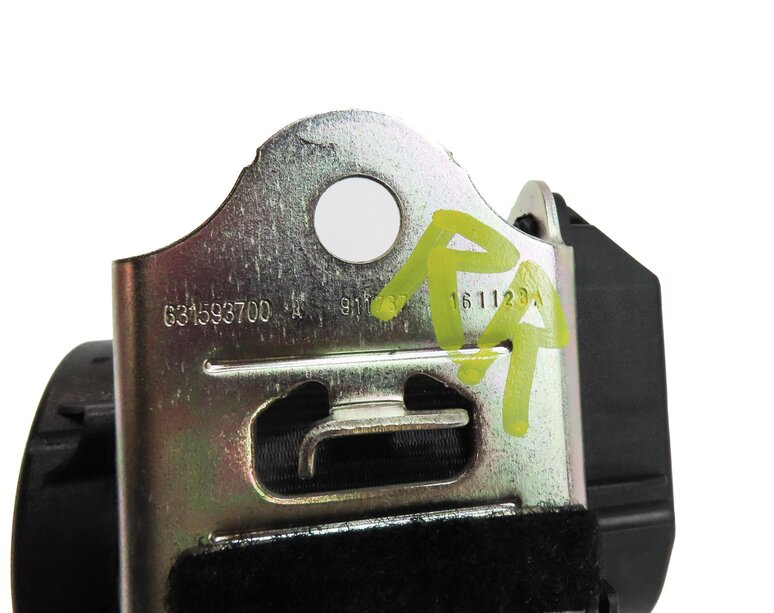 Thumbnail 5: 2017 LAND ROVER DISCOVERY SPORT L550 REAR RIGHT 2ND ROW SEATBELT RETRACTOR BLACK