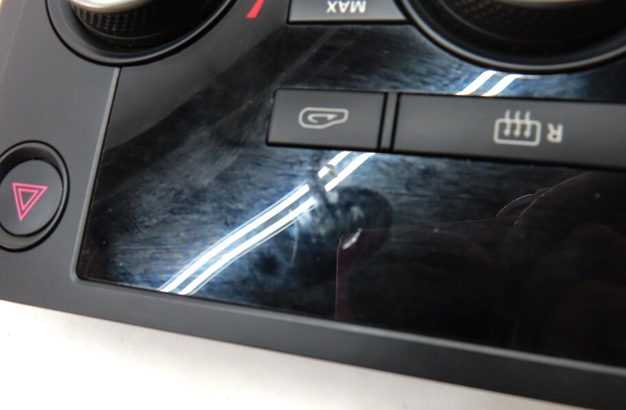 Thumbnail 16: 17-19 LAND ROVER DISCOVERY SPORT (L550) FRONT HEATER A/C TEMPERATURE CONTROL