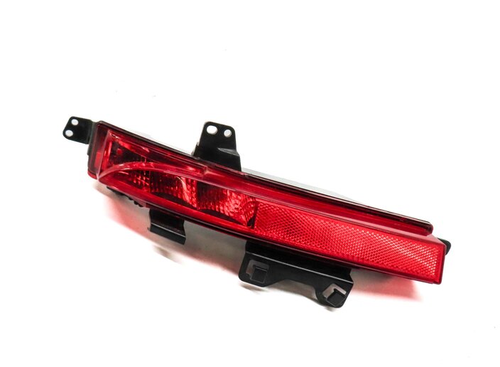 15-19 LAND ROVER DISCOVERY SPORT (L550) LEFT REAR BUMPER TAILLIGHT LIGHT LAMP