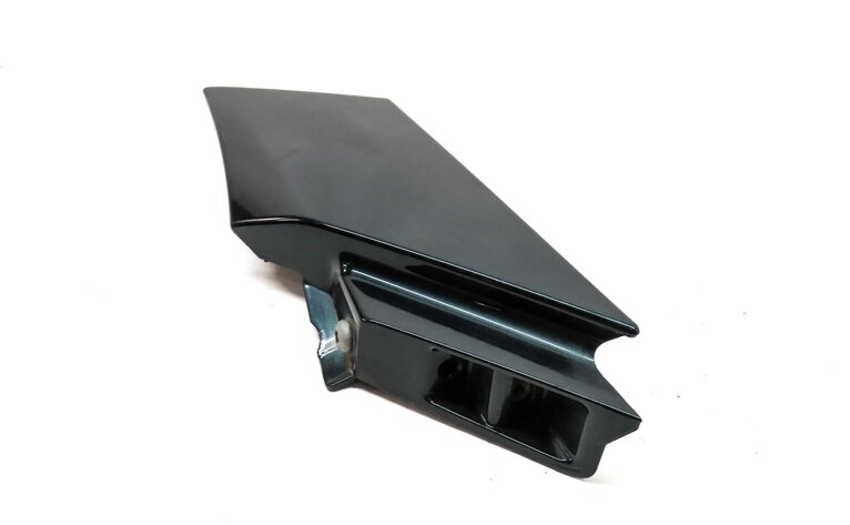 Thumbnail 4: 2017 DISCOVERY SPORT (L550) FRONT LEFT DRIVER LOWER FENDER END CAP MOULDING TRIM