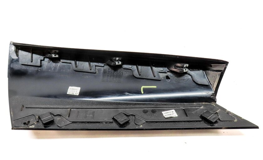 Thumbnail 5: 2017 LAND ROVER DISCOVERY SPORT (L550) REAR LEFT PILLAR TRIM (BLACK) FK7229149A