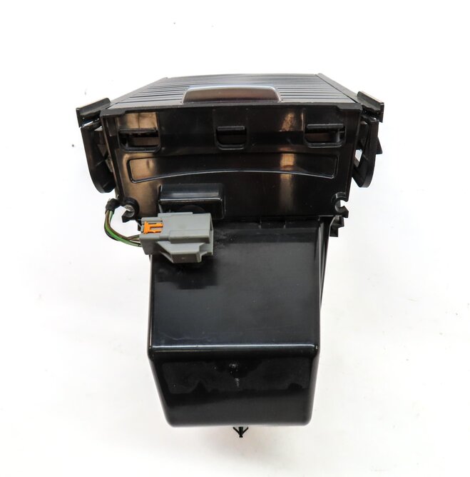 Thumbnail 5: 2017 LAND ROVER DISCOVERY SPORT (L550) FRONT CENTER CONSOLE CUPHOLDER w/ 5V PLUG