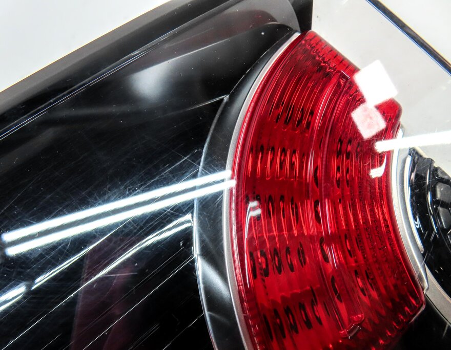 Thumbnail 8: 15-19 LAND ROVER DISCOVERY SPORT L550 REAR LEFT INNER TAILLIGHT TAIL LAMP (SE)