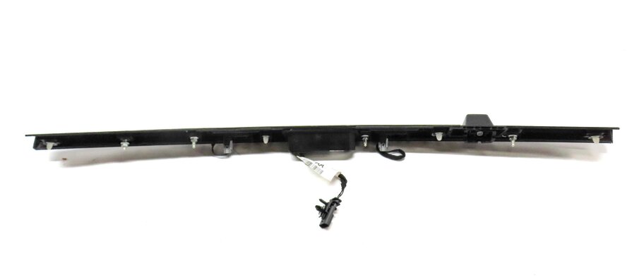 Thumbnail 4: 2017 DISCOVERY SPORT (L550) REAR TRUNK HANDLE TRIM w/ LIGHTS & REVERSE CAMERA