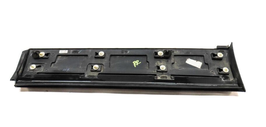Thumbnail 5: 2015-2019 LAND ROVER DISCOVER SPORT (L550) REAR RIGHT LOWER DOOR MOULDING TRIM