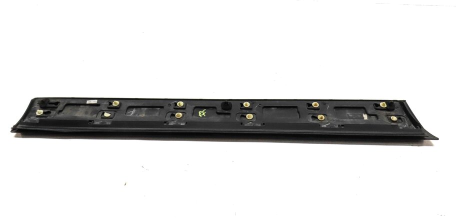 Thumbnail 5: 15-19 LAND ROVER DISCOVER SPORT (L550) FRONT RIGHT PASSENGER DOOR MOULDING TRIM