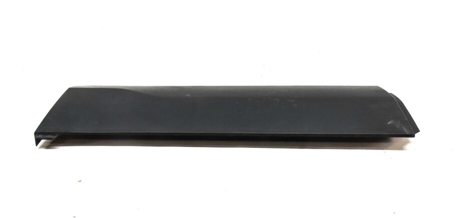Thumbnail 4: 2015-2019 LAND ROVER DISCOVER SPORT (L550) REAR LEFT LOWER DOOR MOULDING TRIM