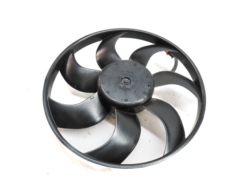 12-17 LR2 DISCOVERY SPORT EVOQUE (L538 L550) LARGE RADIATOR COOLING FAN & MOTOR