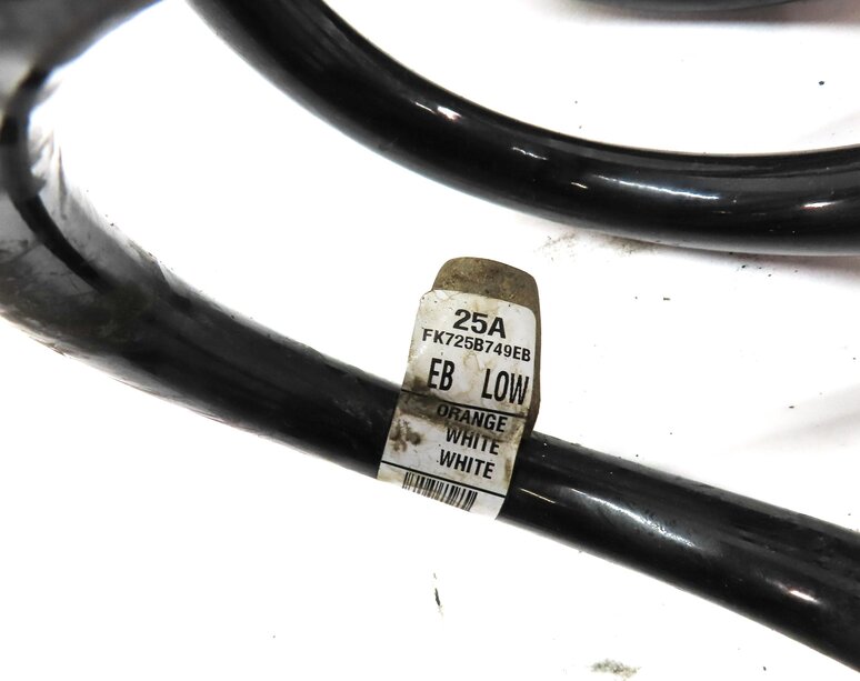 Thumbnail 7: 2015-2019 LAND ROVER DISCOVERY SPORT (L550) REAR SUSPENSION COIL SPRING SET-2