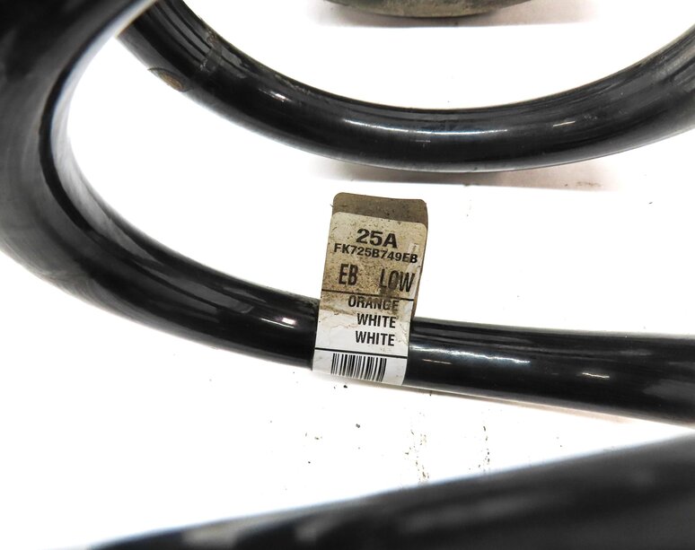 Thumbnail 8: 2015-2019 LAND ROVER DISCOVERY SPORT (L550) REAR SUSPENSION COIL SPRING SET-2
