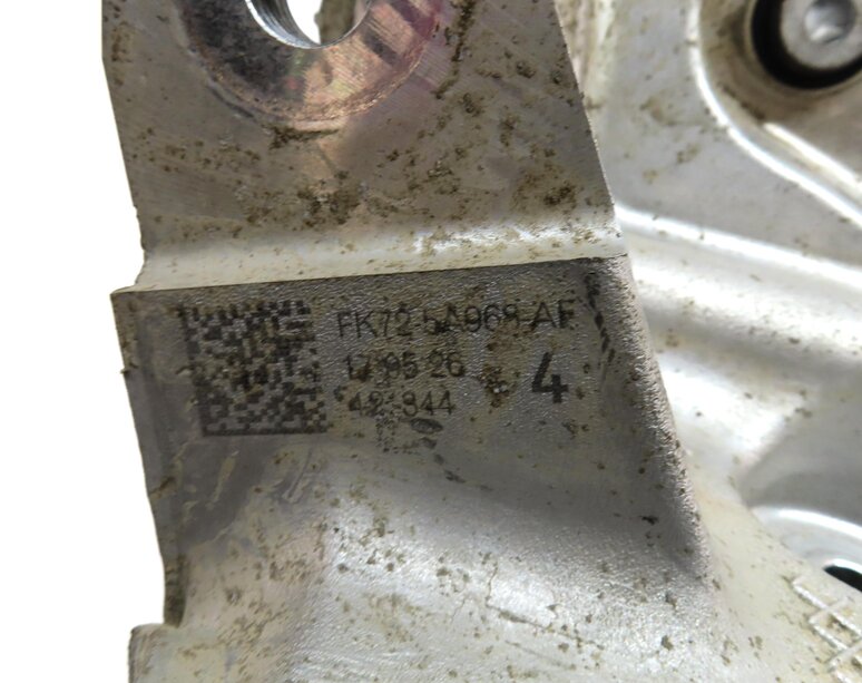 Thumbnail 7: 2015-2019 LAND ROVER DISCOVERY SPORT (L550) RIGHT PASSENGER REAR SPINDLE KNUCKLE