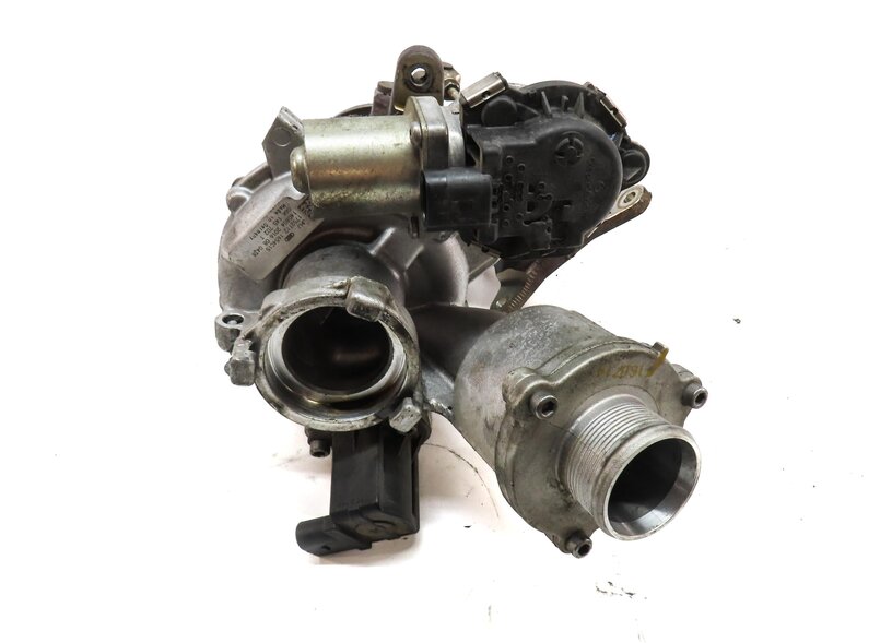 Thumbnail 5: 2015 AUDI A3 (8V) 2.0L TURBO CNTC ENGINE TURBOCHARGER TURBO ASSEMBLY 06K145702T