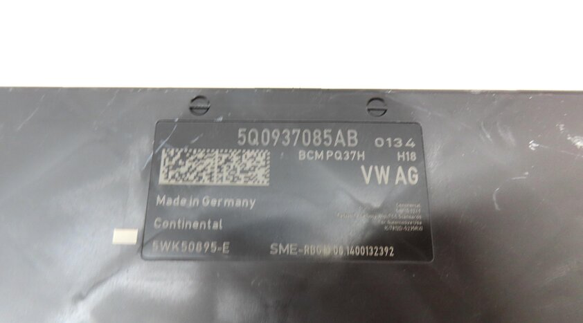 Thumbnail 13: 2015 AUDI A3 (8V) 2.0L SPEEDOMETER IGNITION LOCK BODY ENGINE MODULE & KEY SET