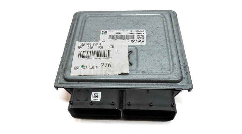 Thumbnail 6: 2015 AUDI A3 (8V) 2.0L SPEEDOMETER IGNITION LOCK BODY ENGINE MODULE & KEY SET
