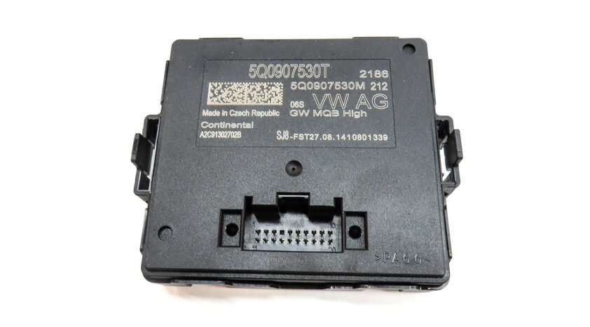 Thumbnail 8: 2015 AUDI A3 (8V) 2.0L SPEEDOMETER IGNITION LOCK BODY ENGINE MODULE & KEY SET