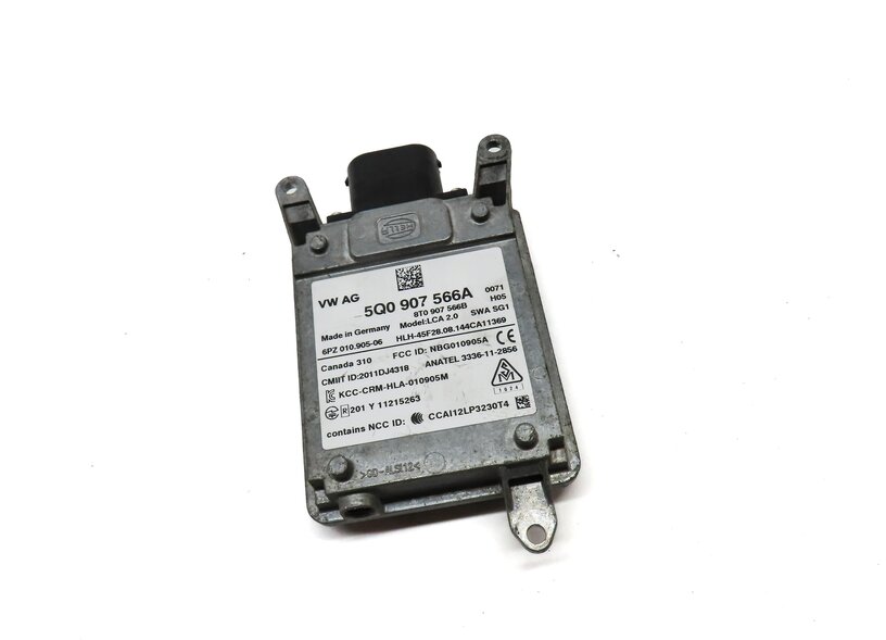 Thumbnail 3: 2015-2016 AUDI A3 S3 (8V) BLIND SPOT RADAR SENSOR MODULE (MASTER)