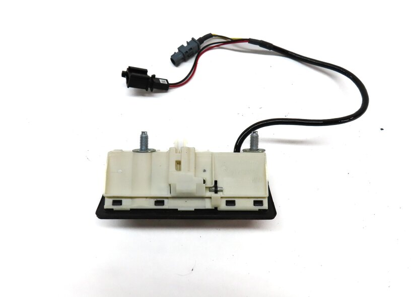 Thumbnail 6: 2015-2019 AUDI A3 S3 RS3 (8V 8Y) REARVIEW REVERSE BACKUP TRUNK CAMERA w/ HANDLE