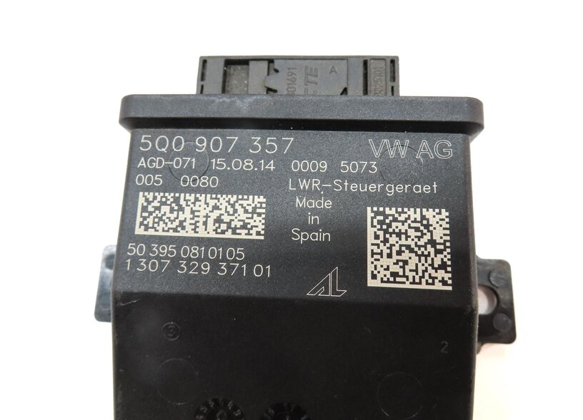 Thumbnail 4: 2015 AUDI A3 (8V) HEADLIGHT HEAD LIGHT LAMP RANGE CONTROL MODULE 5Q0907357