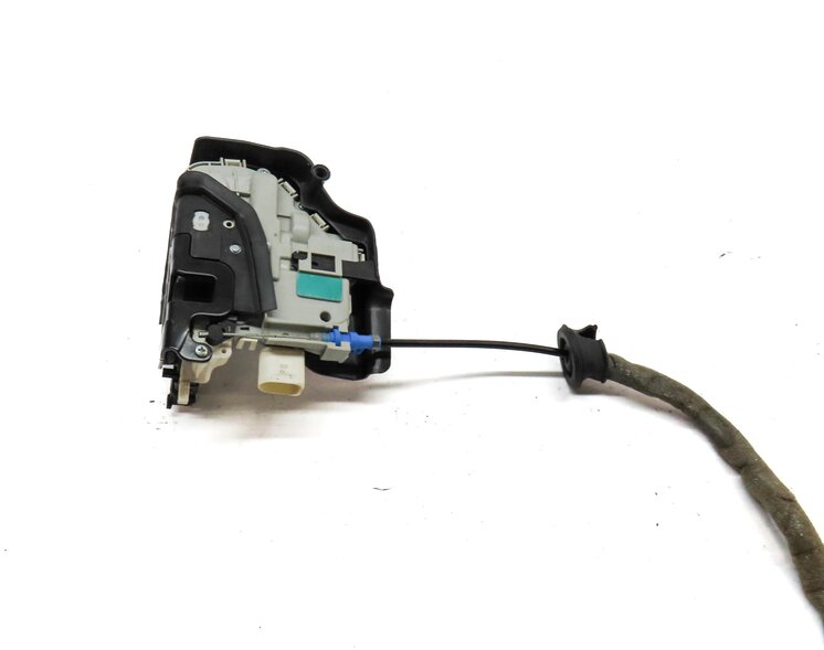 Thumbnail 5: 15-21 AUDI A3 S3 A4 Q5 TT (8V B9 MK3 FY) LEFT FRONT DRIVER DOOR LOCK LATCH