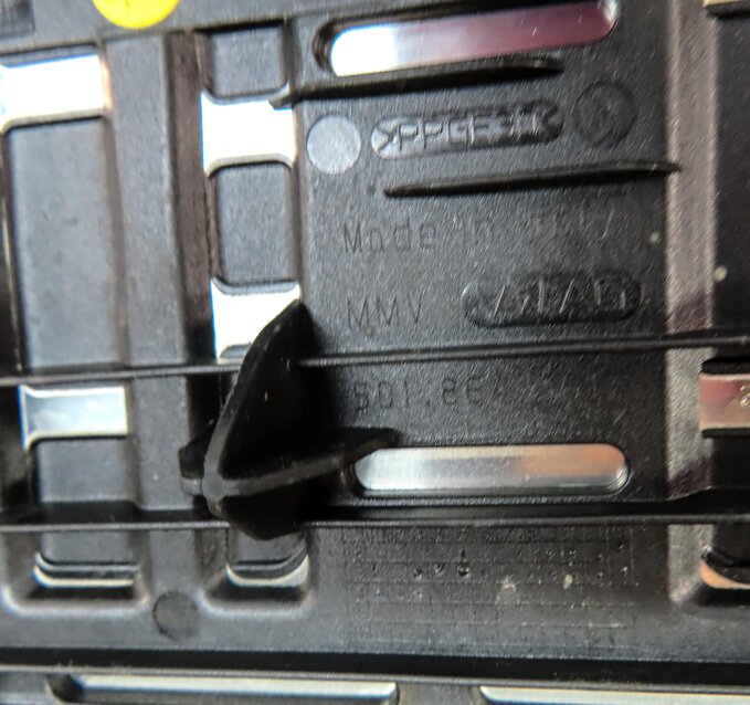 Thumbnail 10: 2015 AUDI A3 (8V) FRONT LEFT PEDAL COVER TRIM SET 3