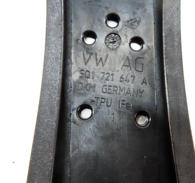 Thumbnail 12: 2015 AUDI A3 (8V) FRONT LEFT PEDAL COVER TRIM SET 3